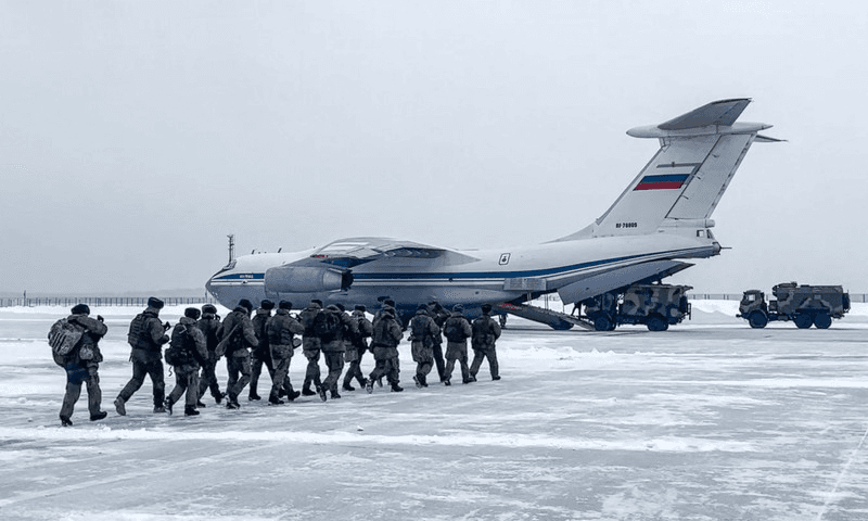 Phi đội bay giúp Nga điều lực lượng xoay chuyển tình thế ở Kazakhstan