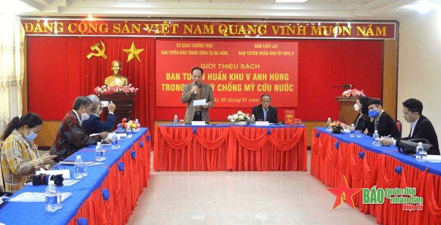 Ra mắt cuốn sách về Ban Tuyên huấn Khu V anh hùng