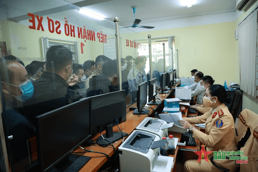 Đấu giá biển số xe: Chủ trương đúng nhưng cần cân nhắc phương án thực hiện