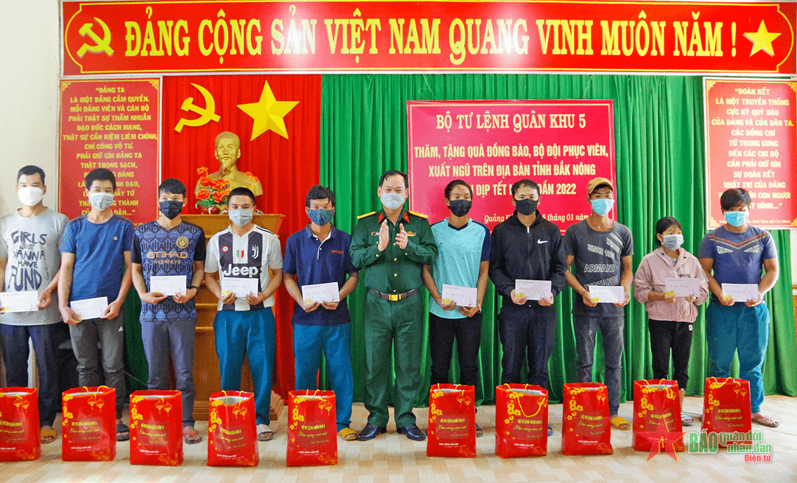 Bộ tư lệnh Quân khu 5 thăm, kiểm tra, chúc Tết tại tỉnh Đắk Nông