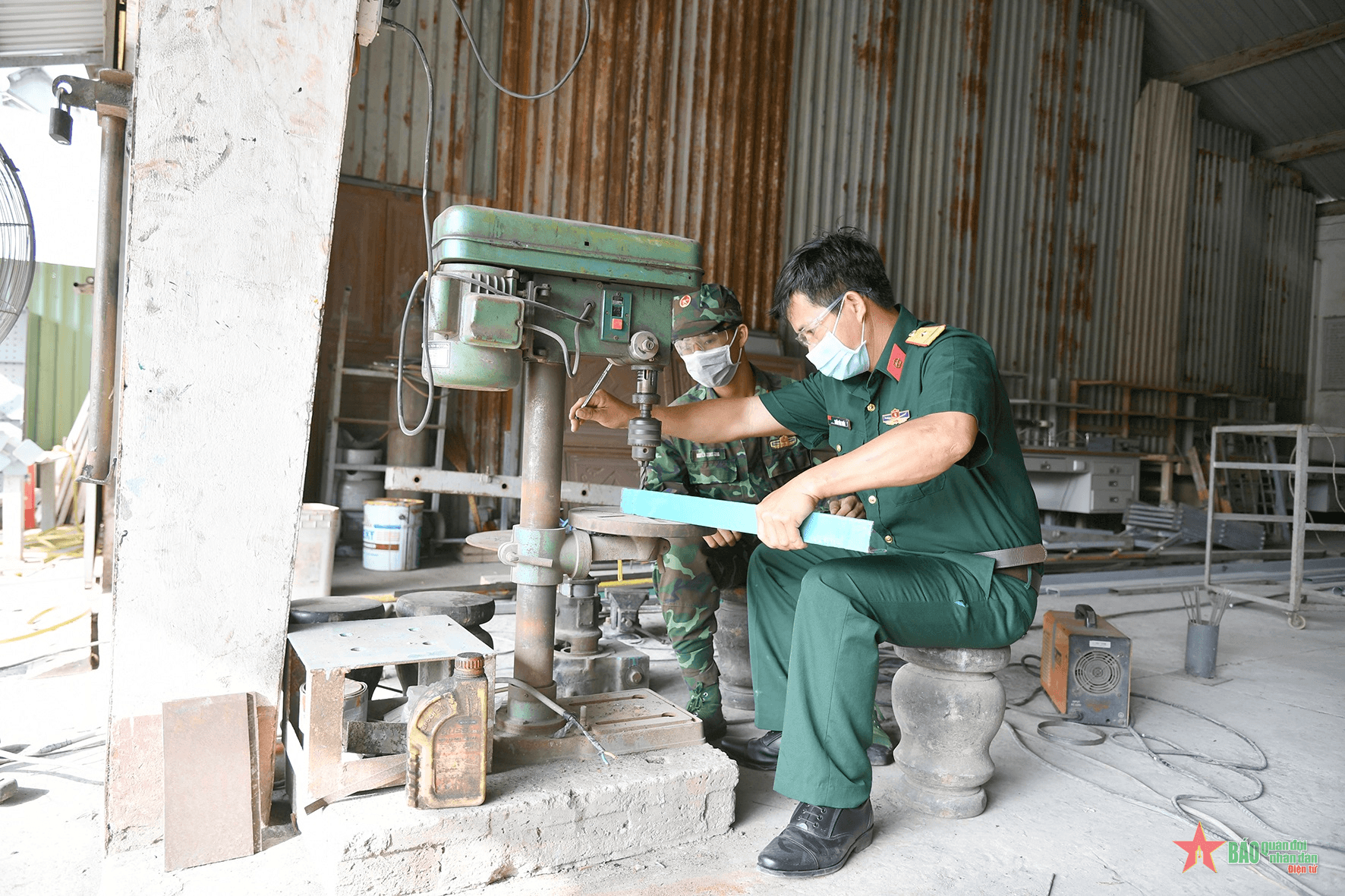 Dạy nghề để bộ đội lập nghiệp