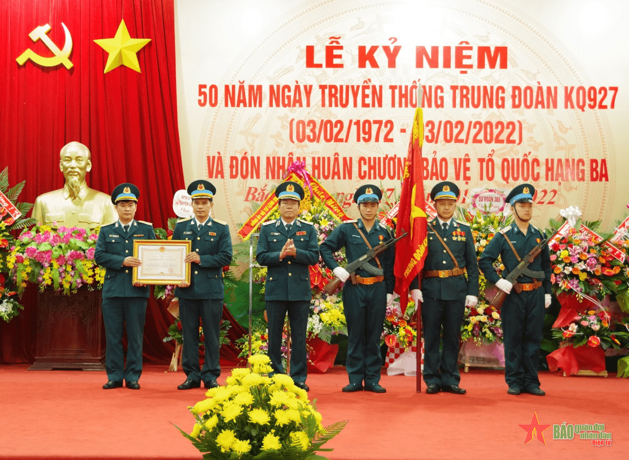 Trung đoàn Không quân 927 kỷ niệm 50 năm ngày truyền thống