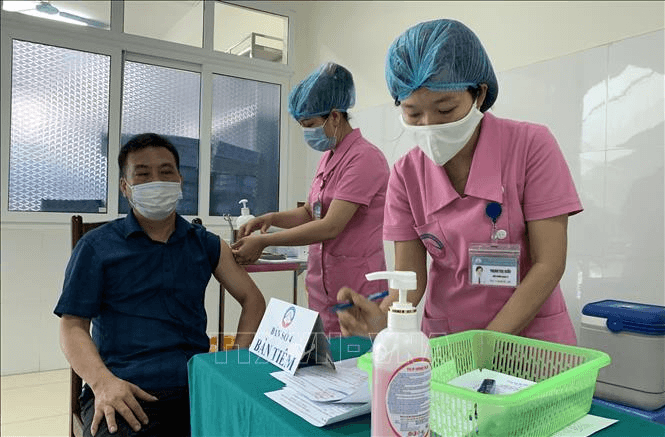 Hà Nội đã tiêm được gần 14 triệu mũi vắc xin phòng Covid-19