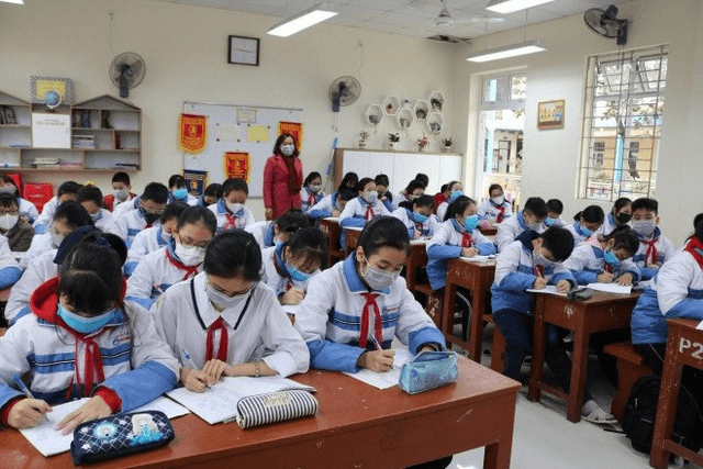 Thủ tướng yêu cầu xem xét cho học sinh đi học trực tiếp sau Tết Nguyên đán sớm nhất