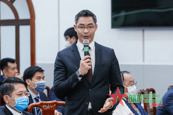 Thấm đẫm tình quê