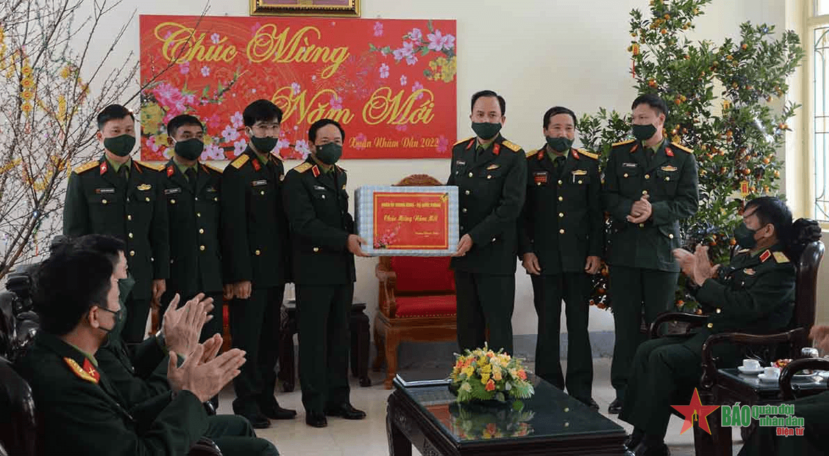 Trung tướng Trịnh Văn Quyết thăm, chúc Tết các cơ quan, đơn vị quân đội trên địa bàn tỉnh Hà Giang