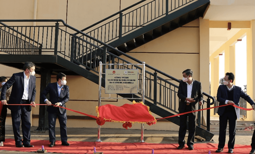 Thắp sáng ước mơ cho học sinh nghèo vùng cao