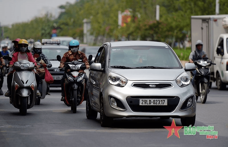 Các số đường dây nóng phản ánh trật tự, an toàn giao thông dịp Tết