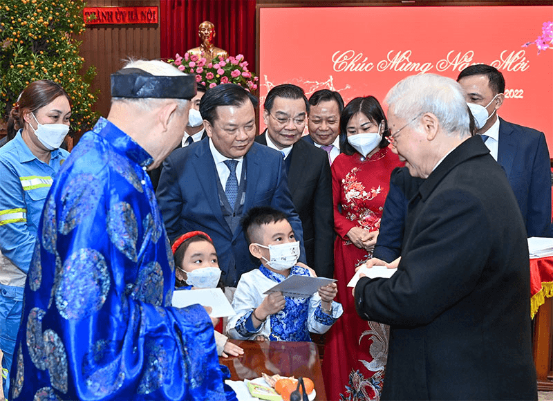 Tổng Bí thư Nguyễn Phú Trọng chúc Tết đêm giao thừa tại Hà Nội