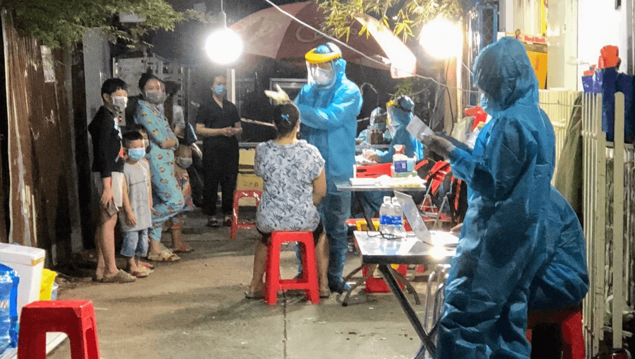 Tin Covid trưa 3-2: 16 tỉnh, thành phố ghi nhận ca nhiễm Omicron