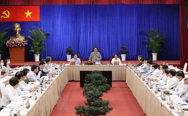 Thủ tướng Phạm Minh Chính họp với các bộ, ngành, địa phương, đơn vị liên quan đến dự án cao tốc Bắc - Nam