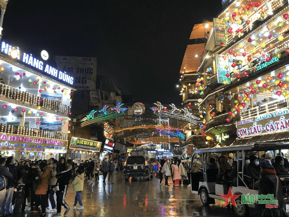 Sapa đông nghẹt người trong những ngày đầu năm mới