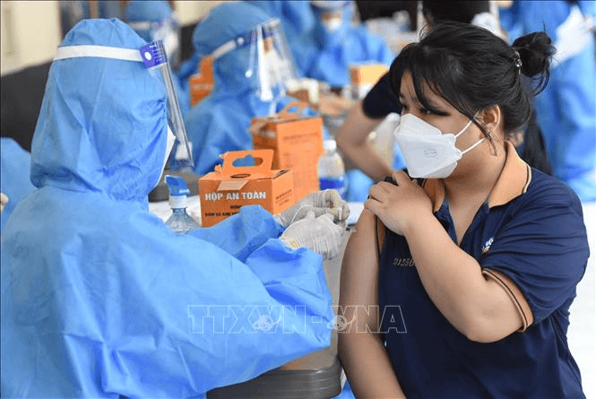 Tin Covid trưa 12-2: F0 các tỉnh miền Bắc tăng cao; cả nước có 225 ca nhiễm biến chủng Omicron