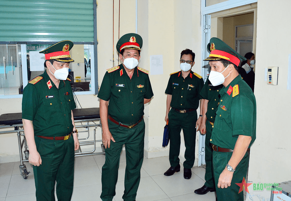 Thượng tướng Võ Minh Lương dự khai trương Bệnh viện điều trị bệnh nhân Covid-19
