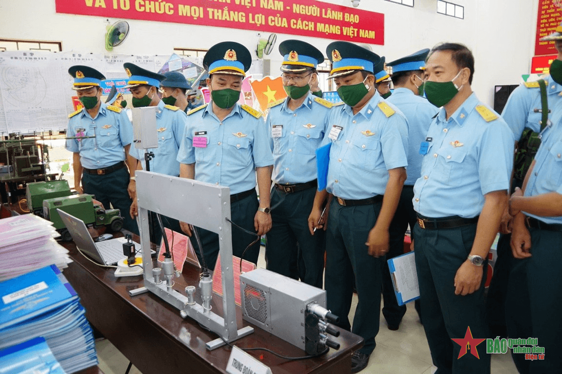 Hội thi công tác chuẩn bị huấn luyện năm 2022 tại Sư đoàn 377