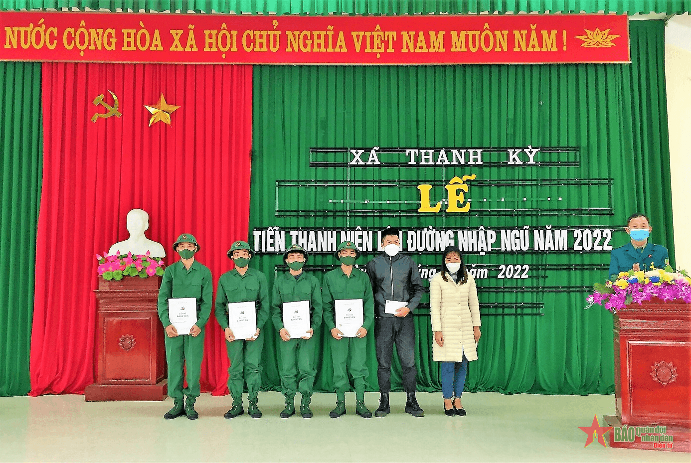 Những “hạt giống đỏ” xung phong nhập ngũ