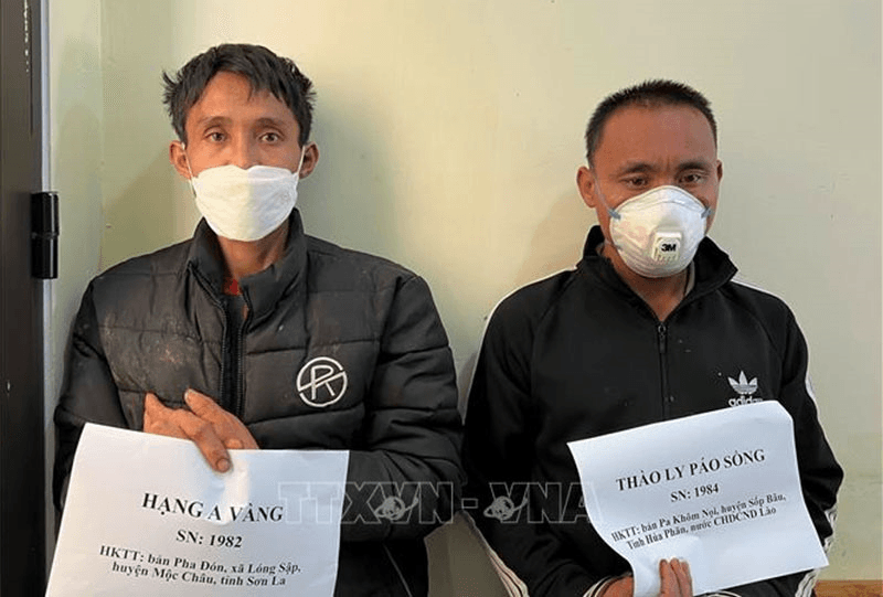 Sơn La: Bắt giữ hai đối tượng mang 6 bánh heroin và 17.000 viên ma túy