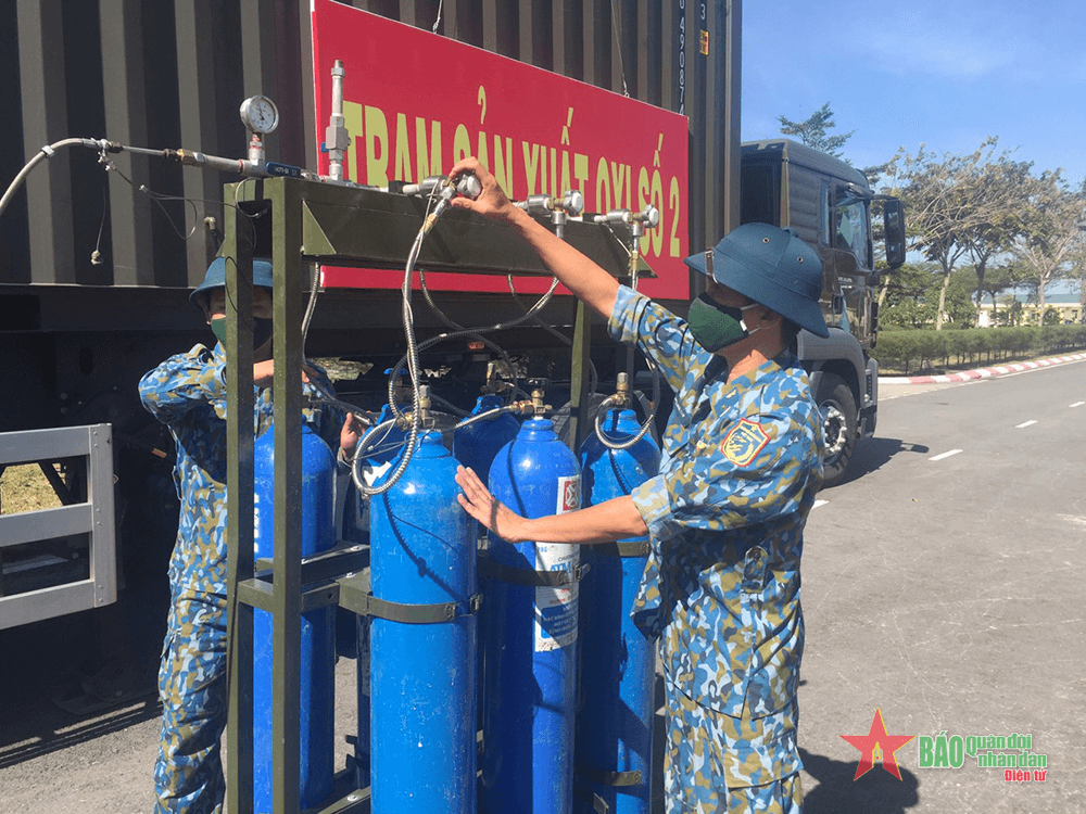 Bàn giao hơn 250.000 lít oxy cho các bệnh viện điều trị bệnh nhân Covid-19