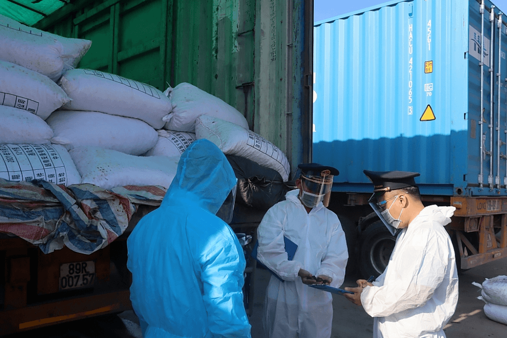 Nửa đầu tháng 2-2022, tổng trị giá xuất nhập khẩu hàng hóa của Việt Nam giảm gần 34%