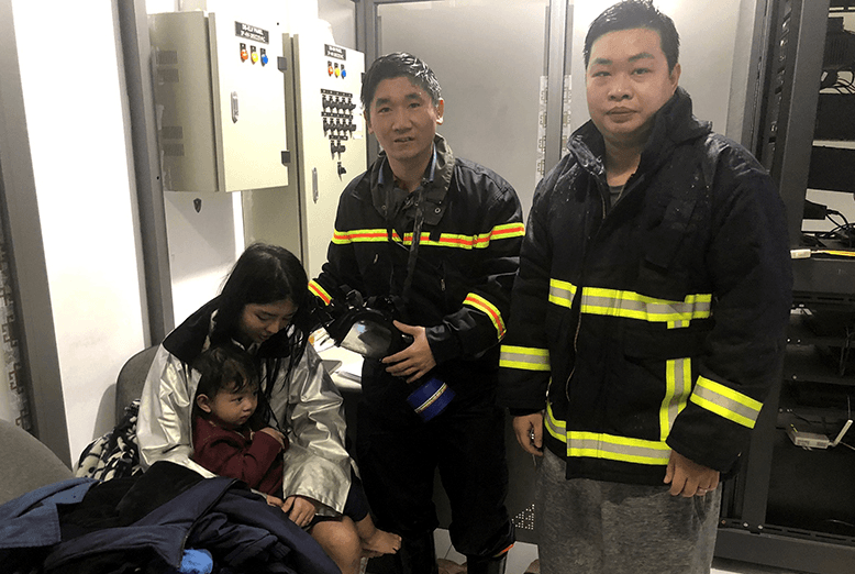 Cứu 3 người ra khỏi đám cháy