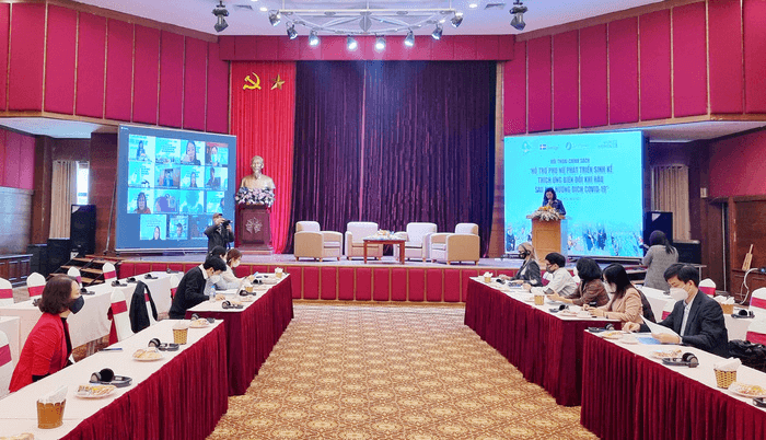 Hỗ trợ phụ nữ tái phát triển sinh kế thích ứng với biến đổi khí hậu