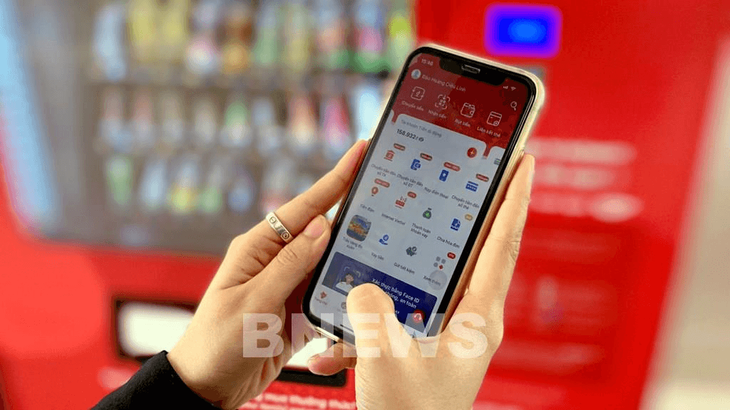 Sẽ thu phí trọn gói dịch vụ SMS Banking