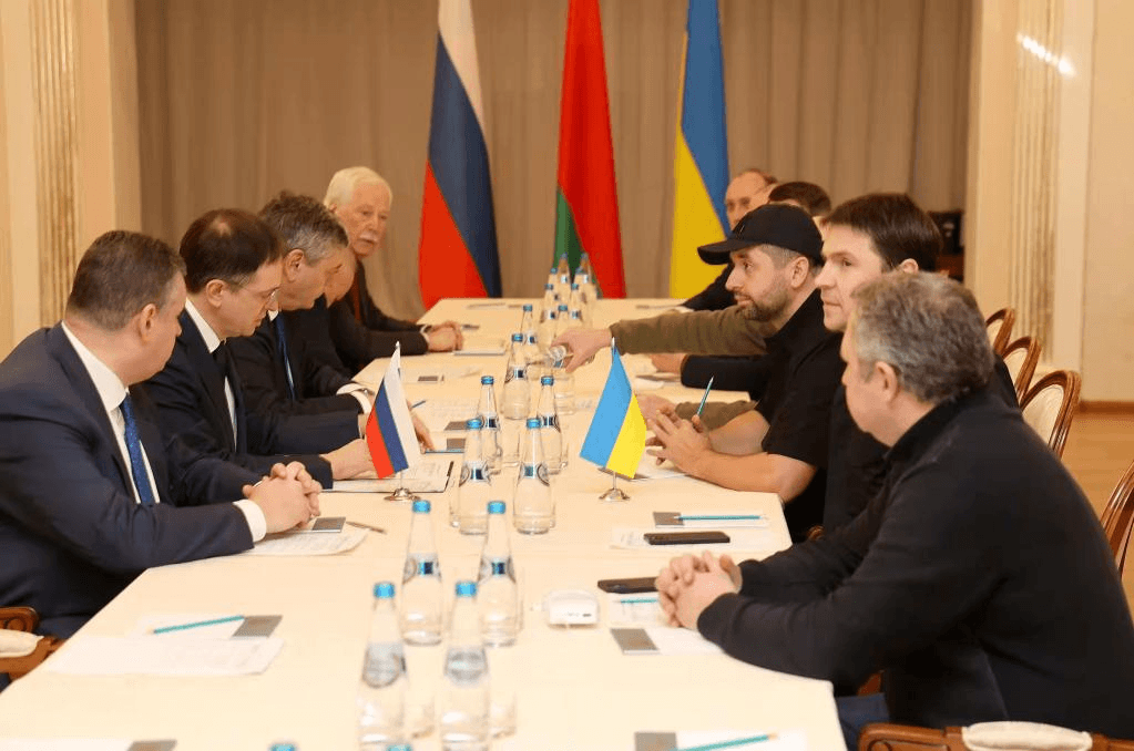 Ukraine sẽ phân tích kết quả vòng đàm phán đầu tiên với Nga