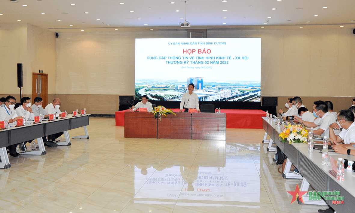 Bình Dương đẩy nhanh tiến độ tiêm vắc xin phòng Covid-19 cho các đối tượng