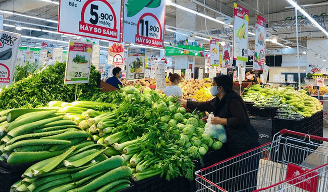 Không để tình trạng “té nước theo mưa” khi giá xăng dầu tăng