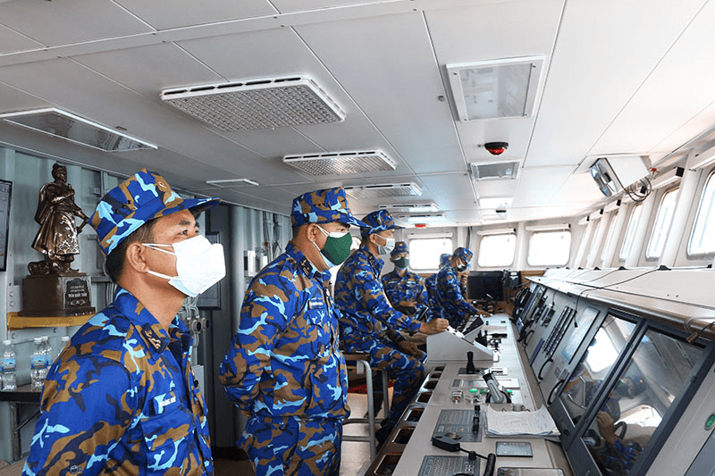 Tàu Hải quân Việt Nam và Pháp luyện tập chung trên biển