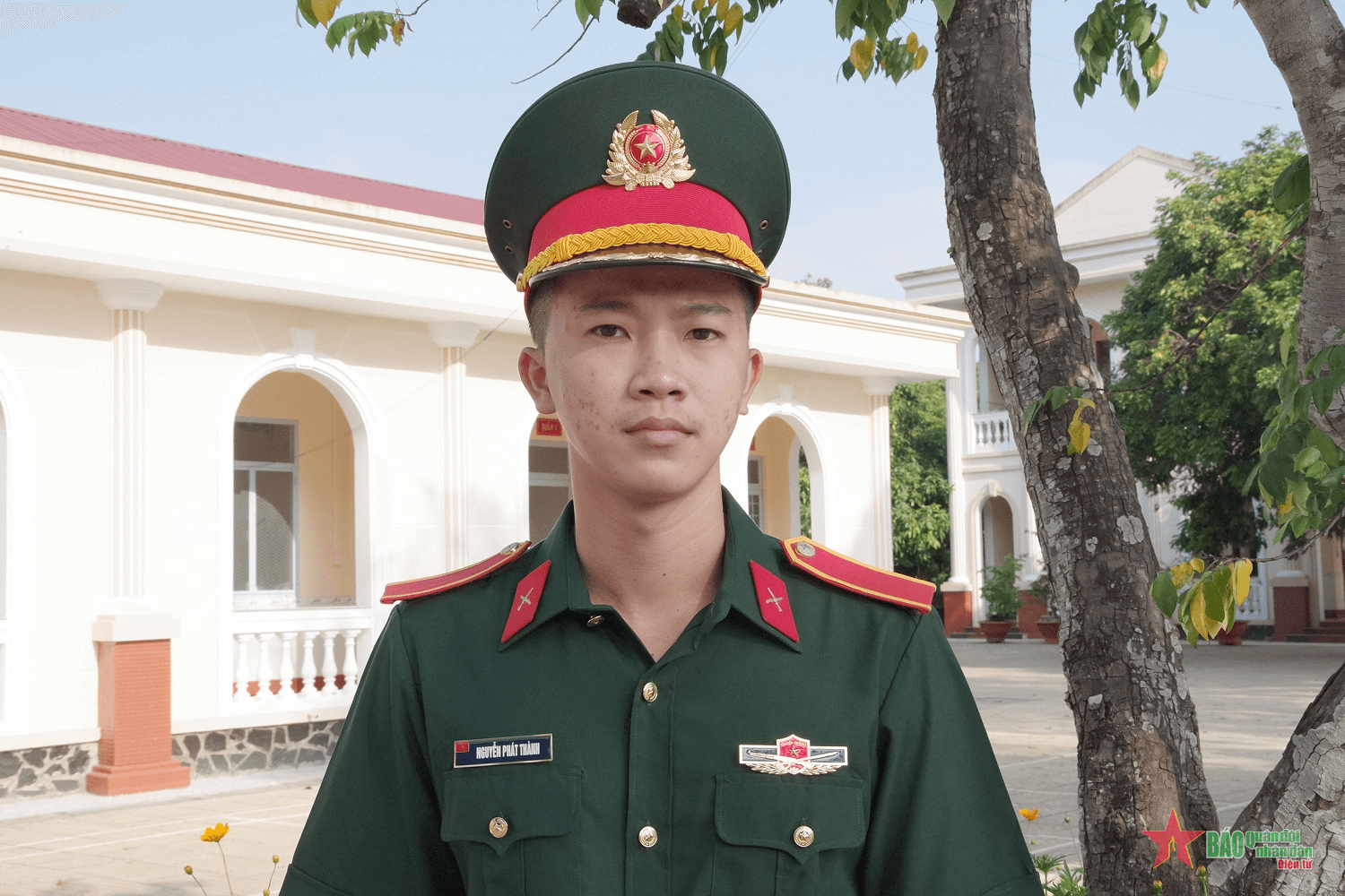 Không tham của rơi