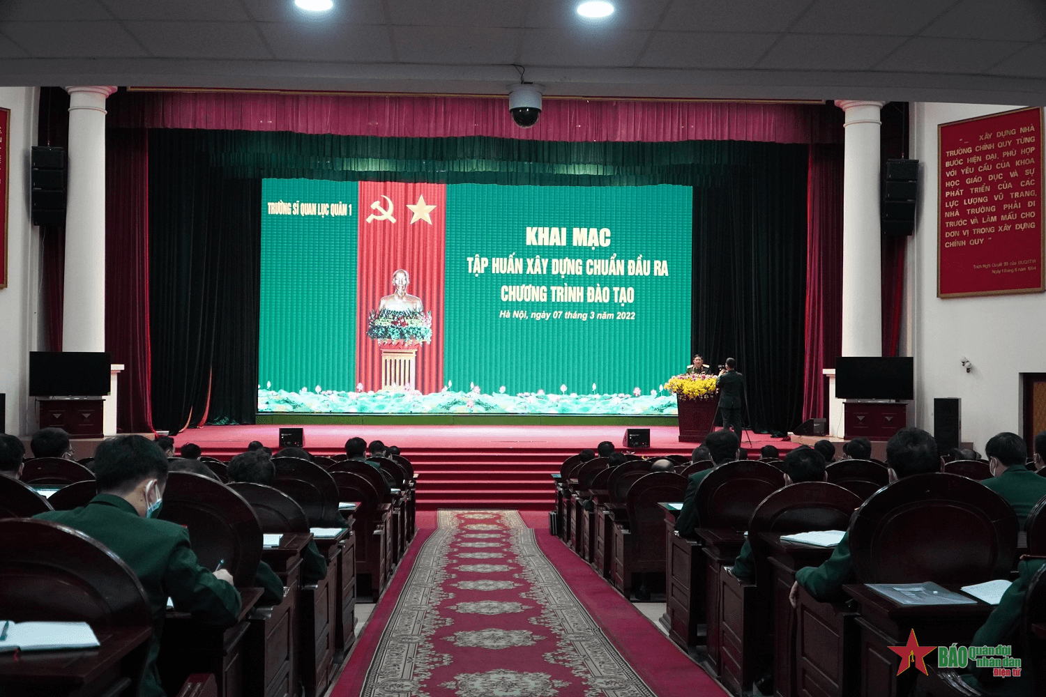 Trường Sĩ quan Lục quân 1 khai mạc tập huấn xây dựng chuẩn đầu ra chương trình đào tạo