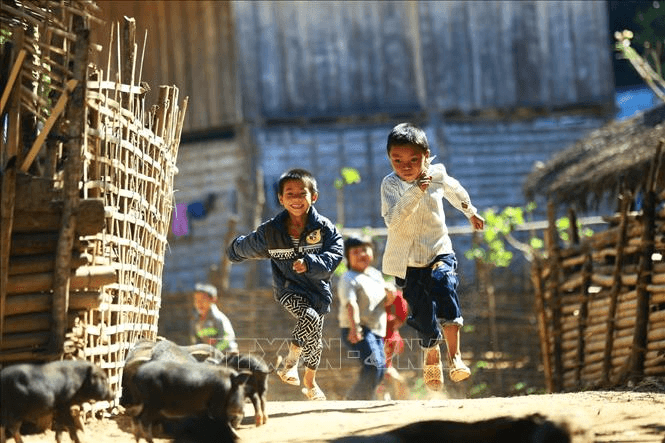 Hội Chữ thập đỏ Việt Nam đồng hành cùng phụ nữ biên cương và hỗ trợ dinh dưỡng cho trẻ em
