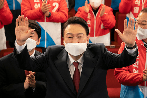 Ông Yoon Suk-yeol đắc cử Tổng thống Hàn Quốc