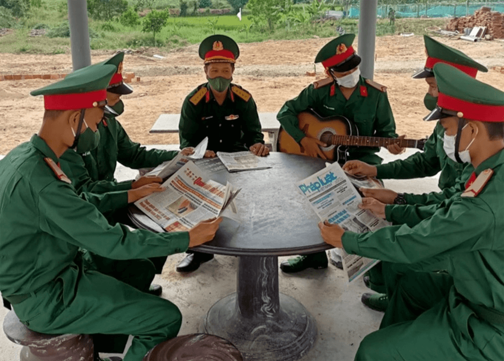 Câu chuyện xếp dép