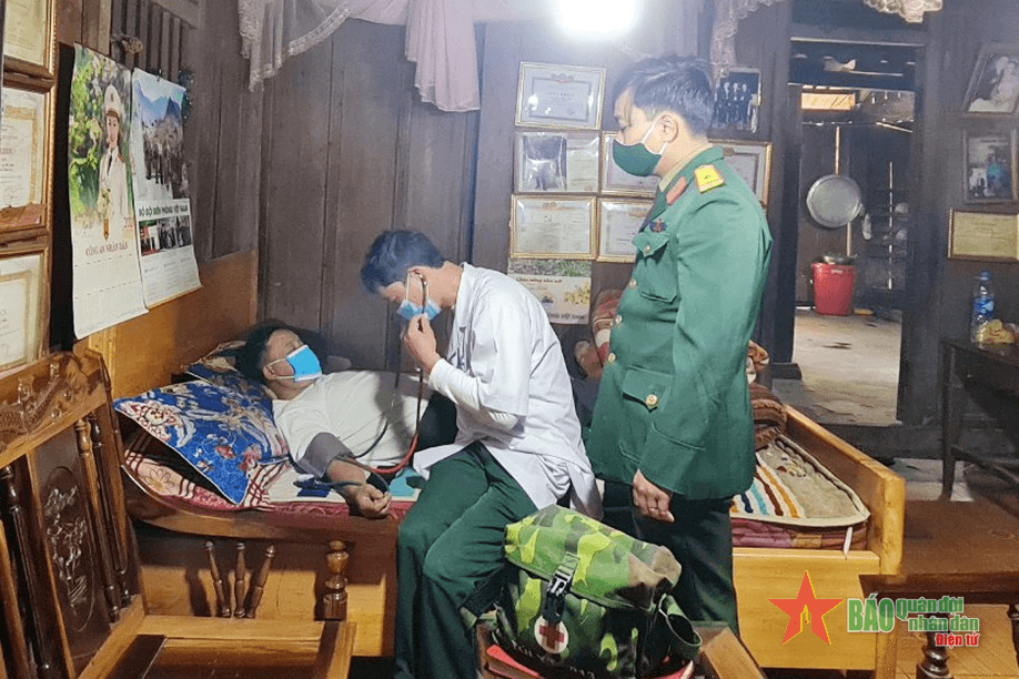 Những “từ mẫu” nơi biên cương