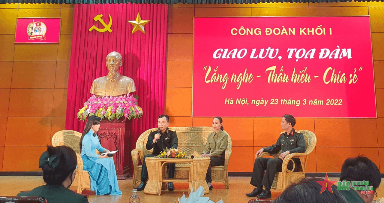 Giao lưu, tọa đàm “Lắng nghe - Thấu hiểu - Chia sẻ”