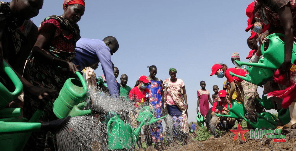 Tuổi trẻ bệnh viện dã chiến Việt Nam “gieo mầm” hy vọng ở Nam Sudan