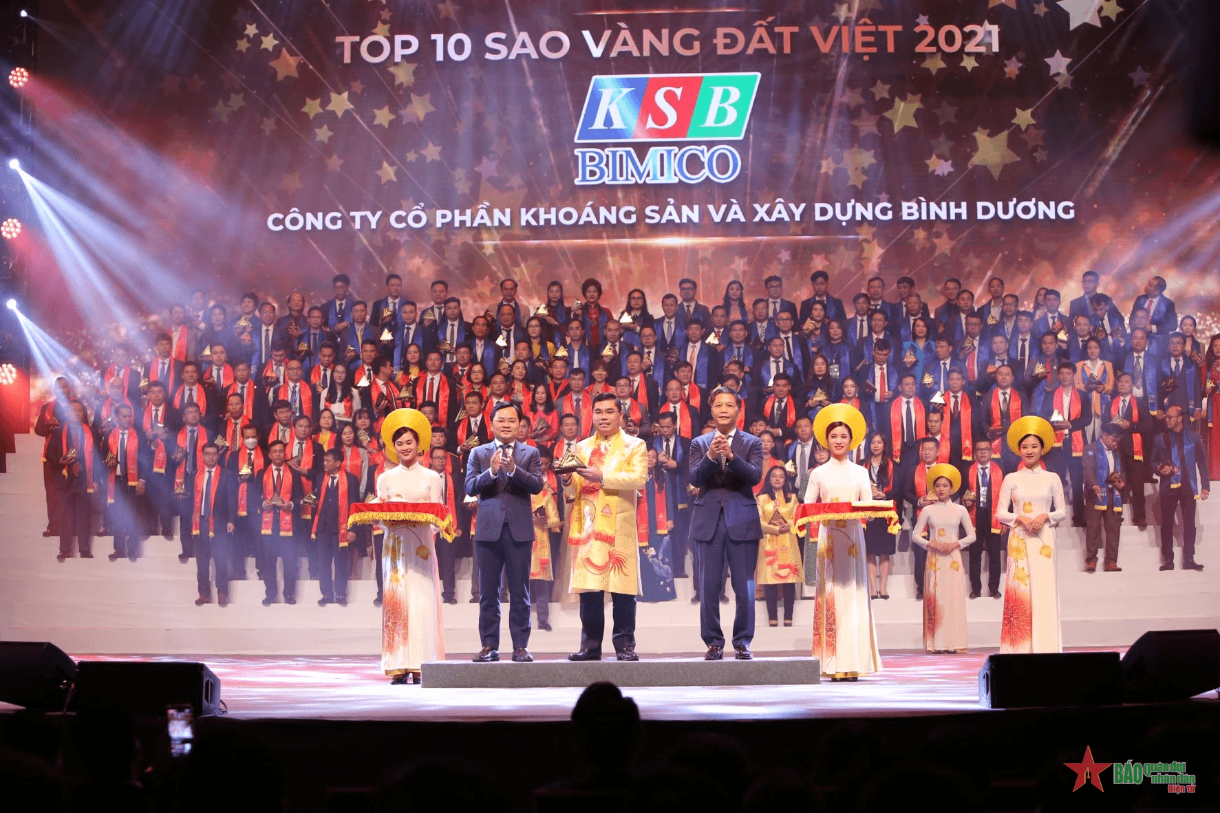 Trao Giải thưởng Sao Vàng đất Việt năm 2021
