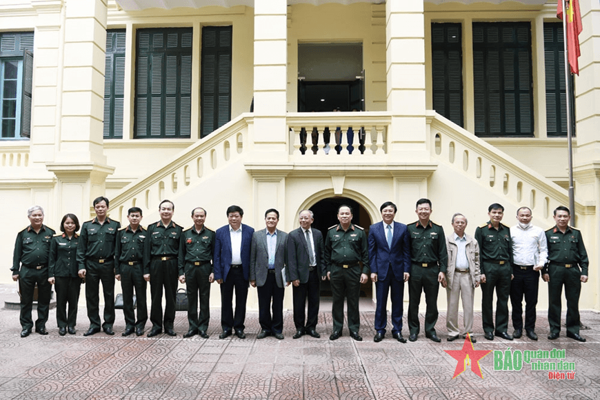 Những ý kiến tâm huyết tại Tọa đàm "Tô thắm phẩm chất Bộ đội Cụ Hồ"