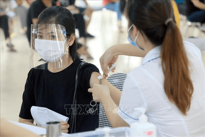 Covid sáng nay 3-4: F0 cả nước tiếp tục giảm sâu; hơn 7,7 triệu bệnh nhân đã khỏi bệnh