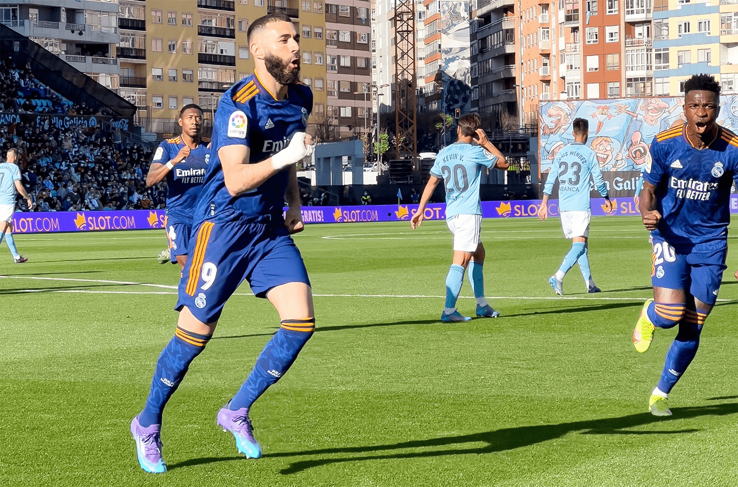 Benzema tỏa sáng, Real Madrid củng cố ngôi đầu La Liga