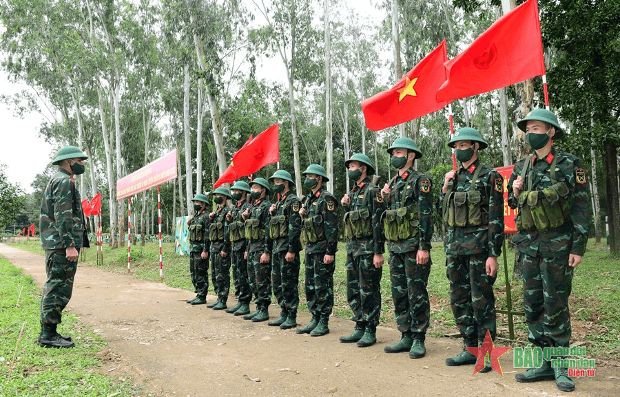 Chiến sĩ mới của "Lữ đoàn cận vệ" đua tài