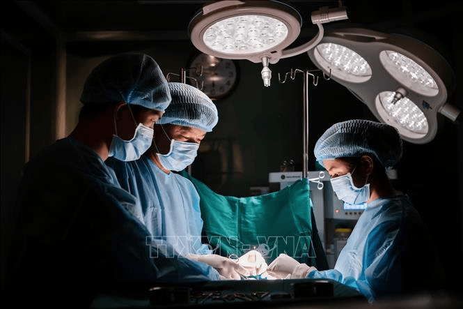 Loạn dịch vụ thẩm mỹ