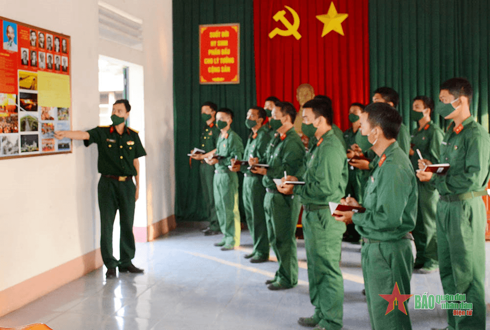 Gợi mở, tương tác trong giáo dục chính trị