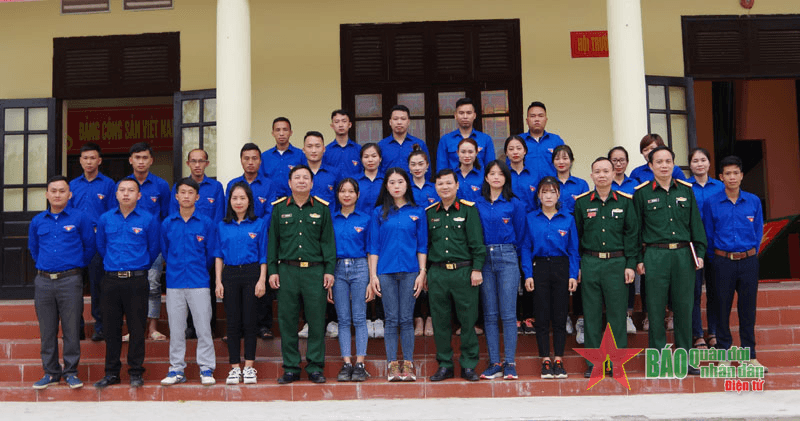Đoàn Kinh tế Quốc phòng 379 (Quân khu 2) tiếp nhận 30 thanh niên tình nguyện