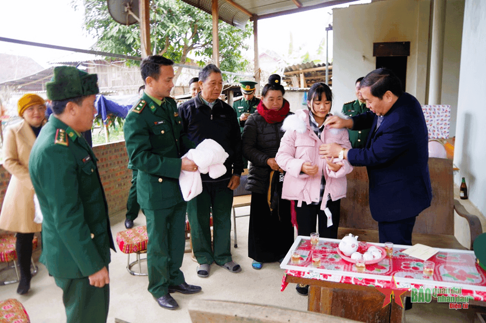 Nhân lên những nghĩa cử cao đẹp