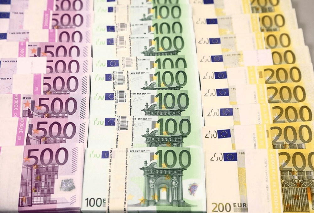 Tỷ giá USD hôm nay 7-4: Đồng USD đạt đỉnh gần hai năm do triển vọng tăng lãi suất của Fed