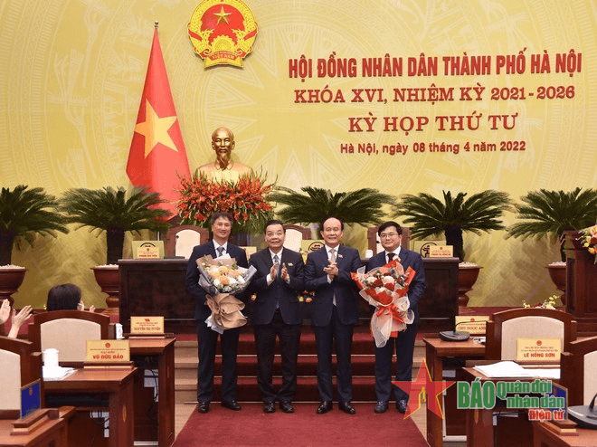 Hà Nội miễn nhiệm, bầu bổ sung ủy viên UBND thành phố