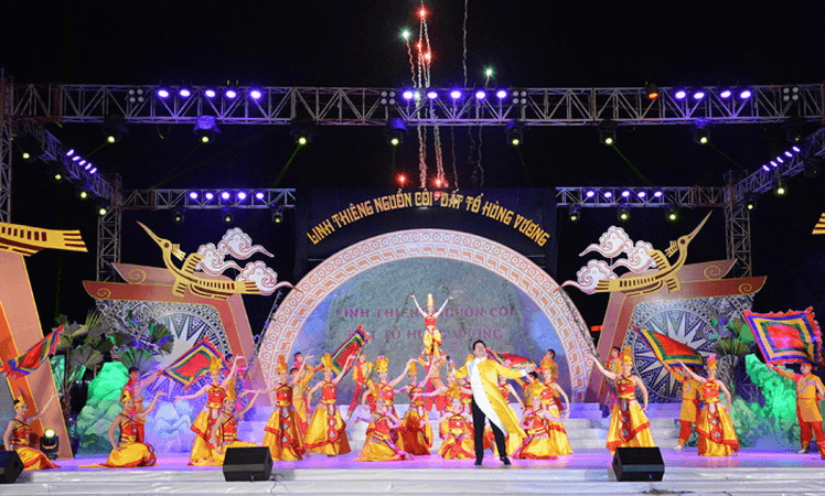 Chương trình nghệ thuật "Linh thiêng nguồn cội - Đất Tổ Hùng Vương"